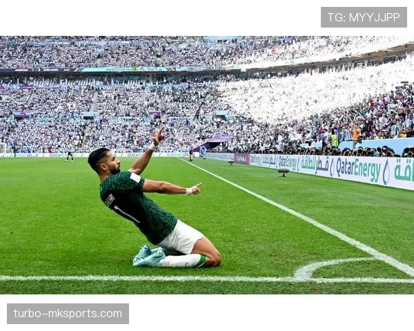 沙特球员萨勒姆2026世界杯展现惊人速度，状态回暖备受瞩目