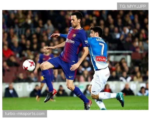 奥斯卡技术特点解析：组织能力突出，传球视野开阔